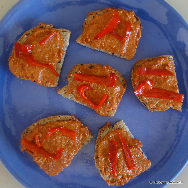 Cheezy Red Pepper Dip