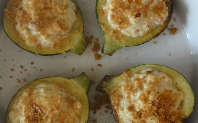 Stuffed zucchini